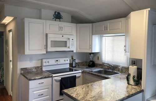 Hutchinson Island South House | Hutchinson Island Getaway. Gated beach community with resort amenities