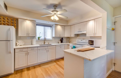 Fort Pierce Condo | Hutchinson Island Vacation Rental w/Beach Access!