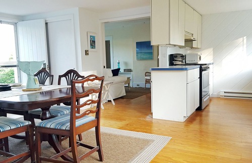 Hyannis Port House | Hyannis Port by the Sea!