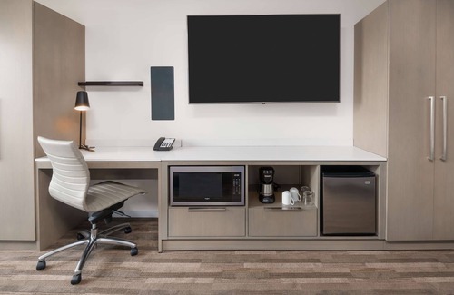 West Loop Hotel | Hyatt House Chicago West Loop