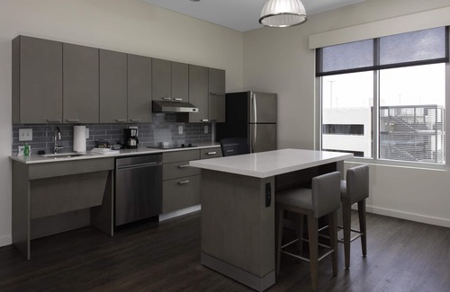 Conroe Hotel | Hyatt House The Woodlands/Shenandoah