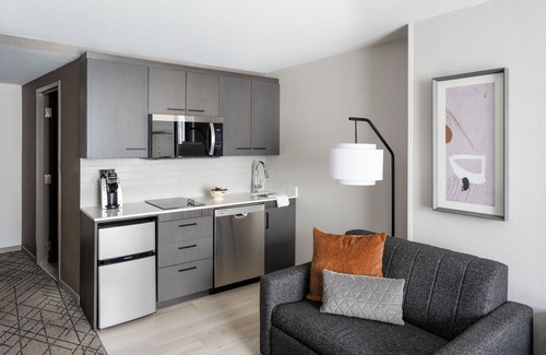 Shaw Hotel | Hyatt House Washington DC/Downtown/Convention Center