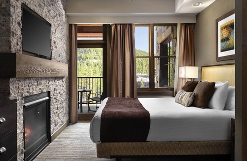 Truckee Resort | Hyatt Northstar Lodge - July 4th Weekend Available
