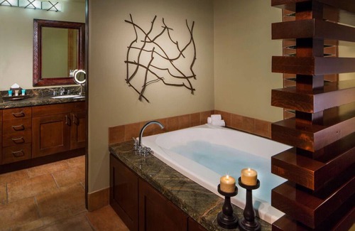 Uptown Sedona Resort | Hyatt Pinon Pointe 2-Bedroom Resort Villa April 8 - 12, 2024nn