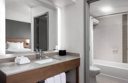 Airport North Hotel | Hyatt Place Orlando Airport