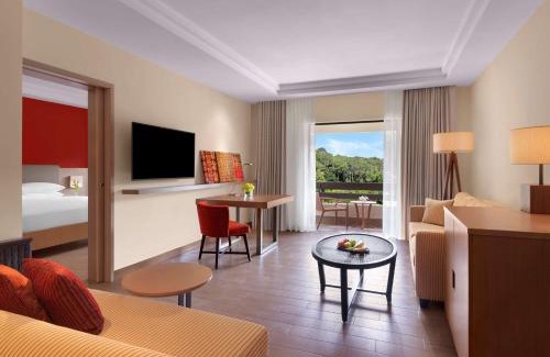 Teluk Cempedak Resort | Hyatt Regency Kuantan Resort