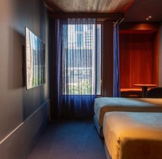 Melbourne Central Business District Hotel | Hyde Melbourne Place