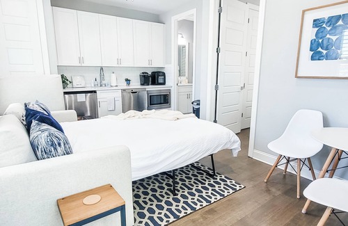 SoHo Apartment | Hyde Park/SoHo/Bayshore Guesthouse Apartment