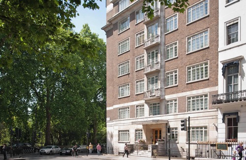 Knightsbridge and Belgravia Apartment | Hyde Park Views Three Bedroom Executive Apartment, Luxury, Comfort, location