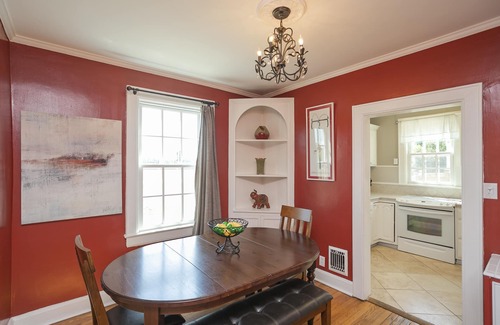 East Nashville House | Hydrangea: Golf Views, Porch Vibes, 3mi Broadway!