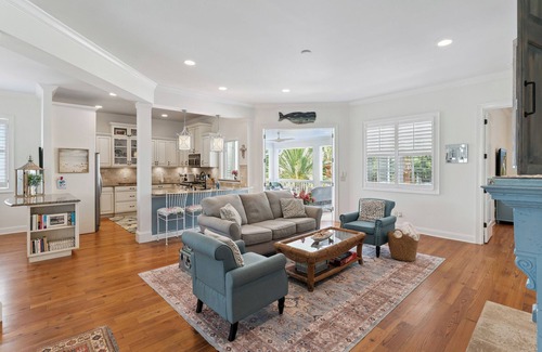 Saint Simons Island House | Hydrangea House in Gated Compass Point, sleeps 12 with a pool