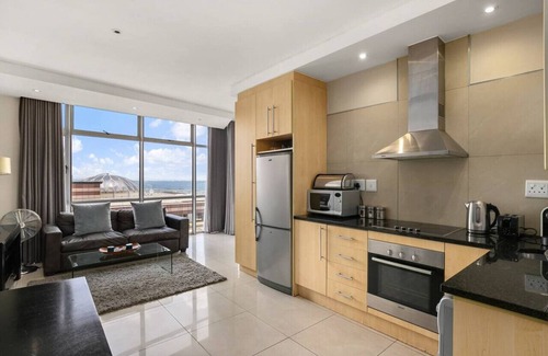 Sandown Apartment | Hydro Park Residences in Sandton