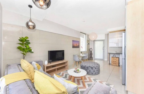 Sandown Apartment | Hydro Park Residences in Sandton
