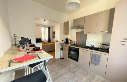 Saint-Martin-du-Littoral Apartment | Hypercentre-Plage, "LE SAINT-VINCENT" Cocon Cozy et Chaleureux de 50m2