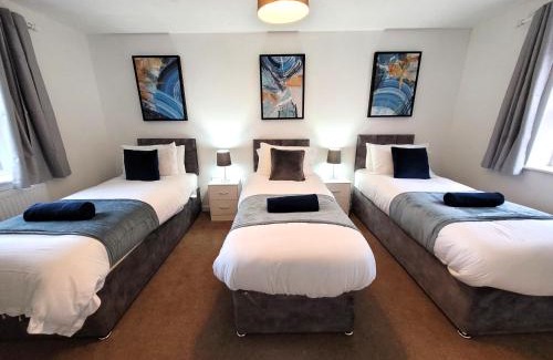 Colchester House | Hythe House - Stylish Stay for Families & Groups by Catchpole Stays