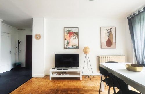 Eybens Apartment | #HZ Le bel Hugo Spacieux T5 Eybens