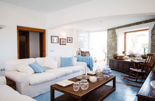 Ischia Porto Villa | I get hot and sunny