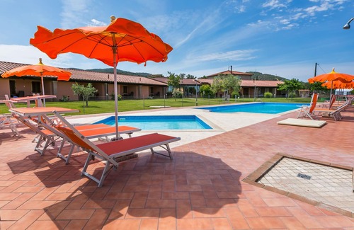 Puntone House | I Girasoli by Interhome