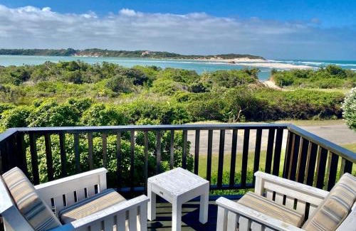 Saint Francis Bay Bed & Breakfast | i-LOLLO Bed & Breakfast at the River Mouth