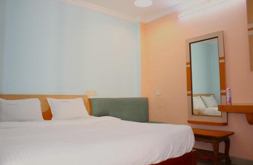 Anantapur Hotel | I-ROOMZ Bagyas Residency