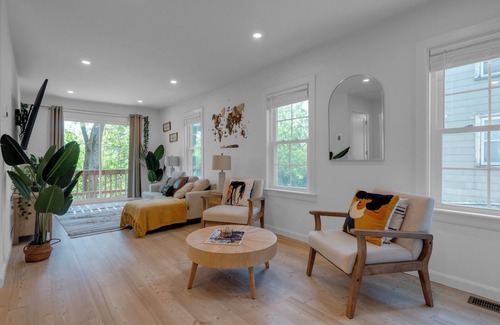 Salem Apartment | i Tranquil 3-Bedroom Getaway in Historic Salem, MA