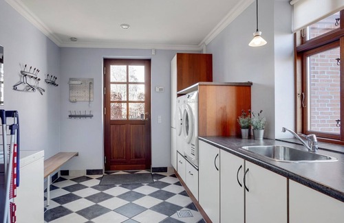 Logstor House | "Iarund" - 500m to the fjord by Interhome