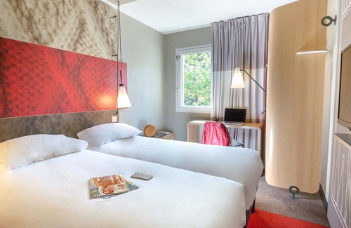 Brignoles Hotel | ibis Brignoles