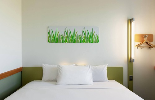 Mangere Hotel | ibis budget Auckland Airport