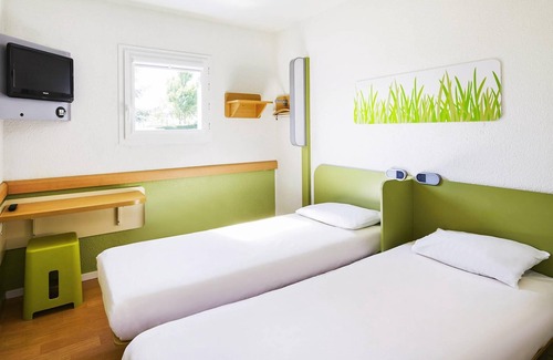 Chartres Hotel | ibis budget Chartres