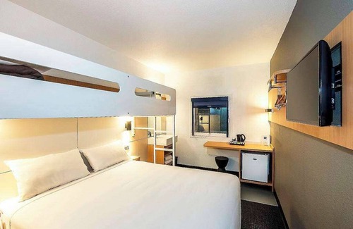 Strathfield South Hotel | ibis budget Enfield