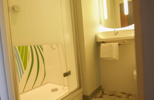 Saint-Martin-de-Crau Hotel | ibis budget Saint Martin de Crau Porte de Camargue