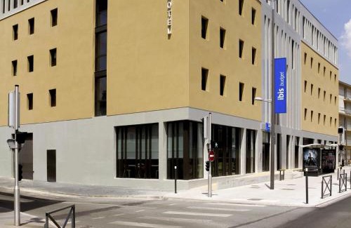 Poitiers Hotel | ibis budget Gare de Poitiers