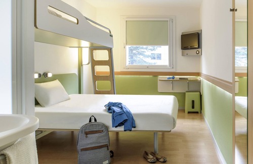 Lons-le-Saunier Hotel | Ibis Budget Lons-Le-Saunier