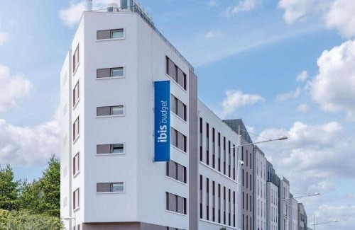 Plateau - Mont-Valerien Hotel | ibis budget Nanterre la Defense