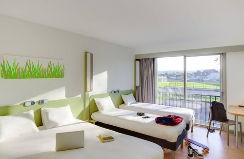 Lescar Hotel | ibis budget Pau Lescar