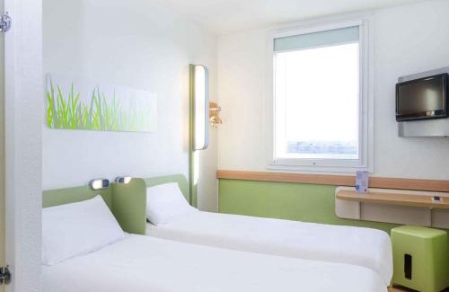 Roissy-en-France Hotel | ibis budget Roissy CDG Paris Nord 2