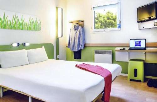 Petite-Foret Hotel | ibis budget Valenciennes Petite-Forêt