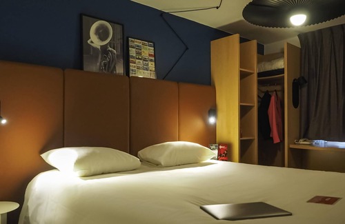Douai Hotel | ibis Douai Centre
