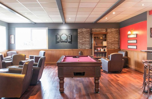 Falaise Hotel | ibis Falaise Coeur de Normandie