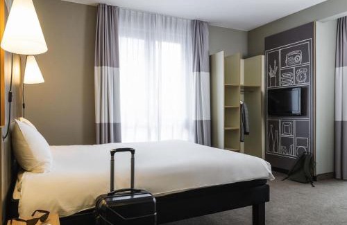 Brussels Hotel | ibis Hotel Brussels Centre Gare du Midi