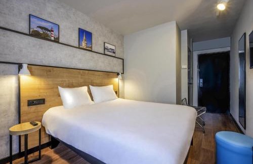 La Rochelle City Centre Hotel | IBIS La Rochelle Vieux Port Centre