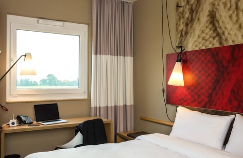 Hallbergmoos Hotel | Ibis München Airport Süd