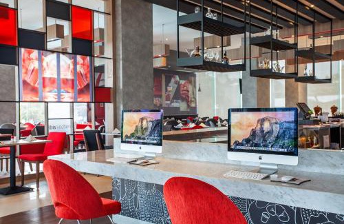 Manado City Centre Hotel | Ibis Manado City Center Boulevard