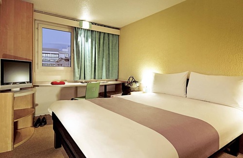 Montbeliard Hotel | ibis Montbeliard