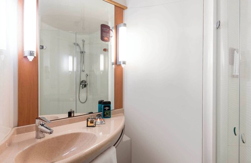 Montbeliard Hotel | ibis Montbeliard