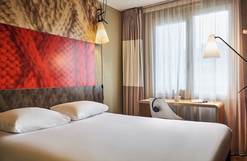 Land in Sonne Hotel | ibis Muenchen City West