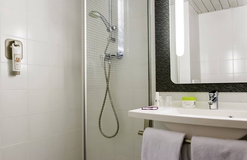 Sausheim Hotel | ibis Mulhouse Ile Napoléon