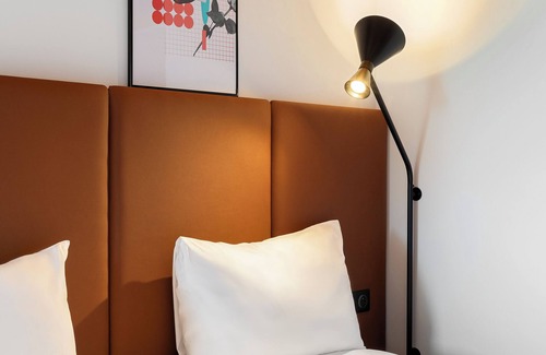 La Californie Hotel | ibis Nice Aéroport Promenade des Anglais