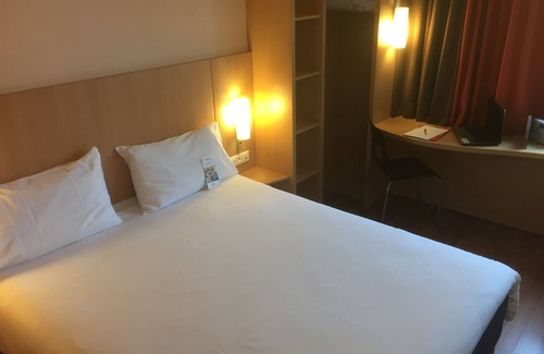 Perigueux Hotel | ibis Périgueux Centre