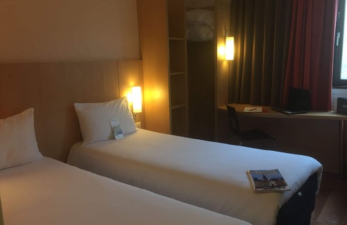 Perigueux Hotel | ibis Périgueux Centre